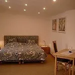 Lounge فندق 3*