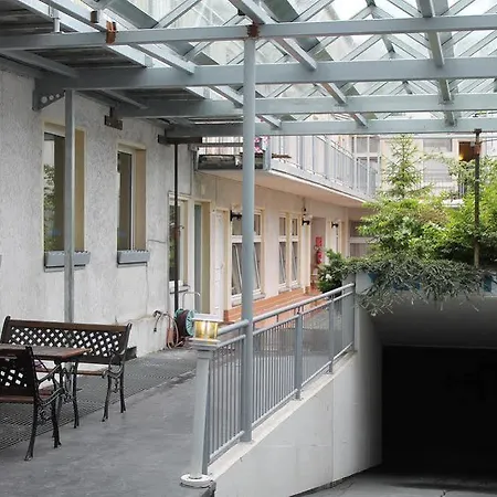 Lounge Hotel