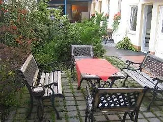 城市沙龙酒店 酒店 3*