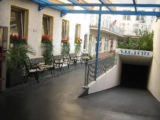 酒店 城市沙龙酒店