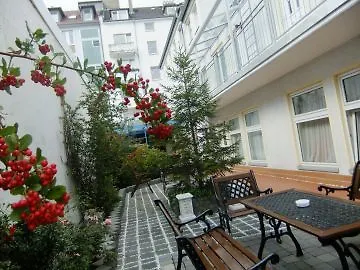 Lounge Hotel